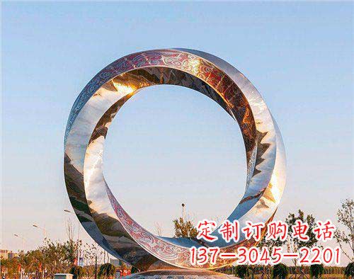 日照精美的不锈钢圆环景观雕塑
