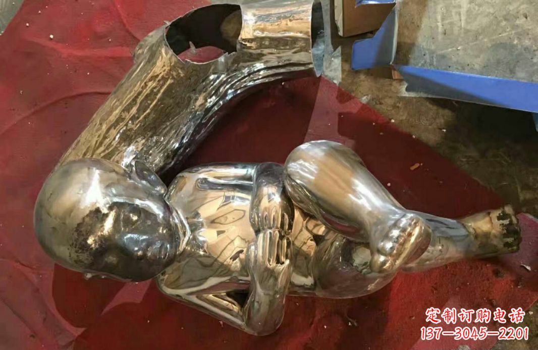 日照风格时尚可爱的不锈钢儿童雕塑
