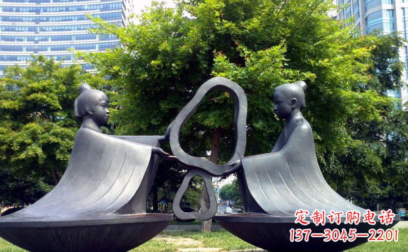 日照公园抽象孔融让梨景观铜雕
