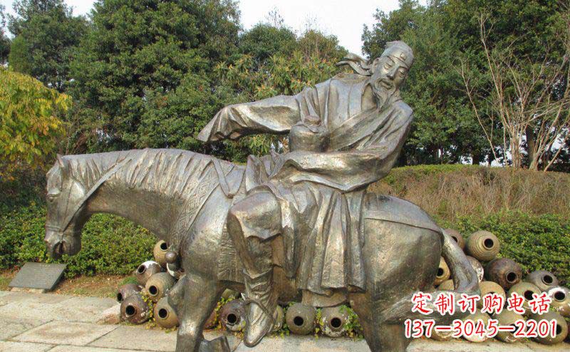 日照公园喝醉酒的骑马人物景观铜雕