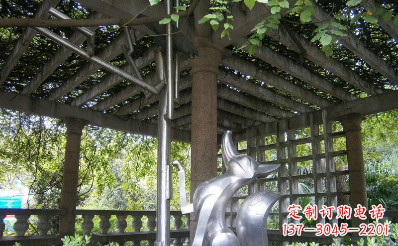 日照动物铜雕——公园狐狸与乌鸦小品
