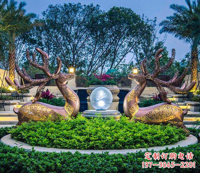 日照梅花鹿不锈钢雕塑