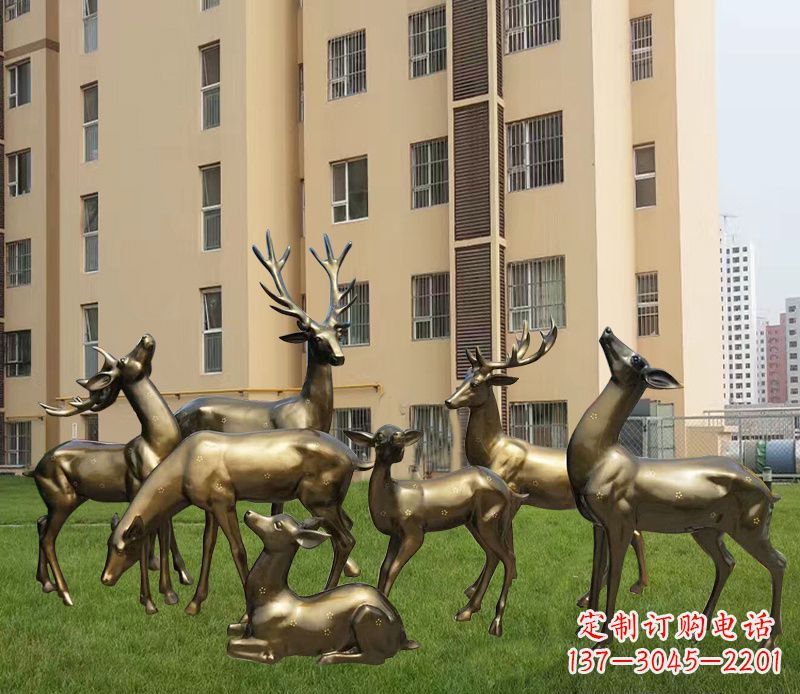 日照高贵典雅的梅花鹿铜雕
