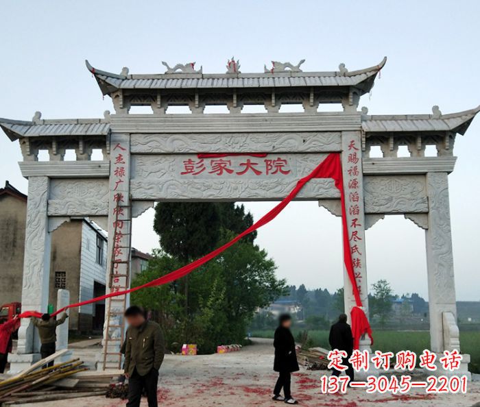 日照中领雕塑:牌坊石雕精美纷呈