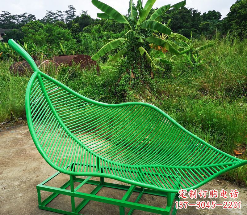 日照树叶不锈钢景观雕塑