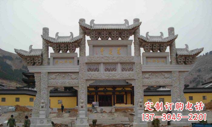 日照寺庙景观三门五楼石牌坊
