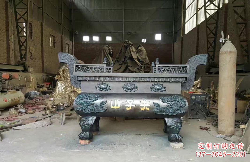 日照寺庙香炉铜雕12