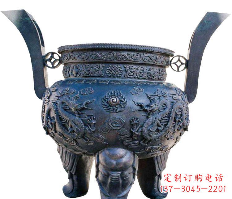 日照寺庙圆形三足鼎铜雕香炉