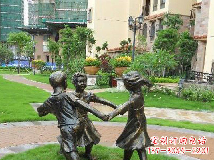 日照小区铜雕儿童玩游戏人物雕塑