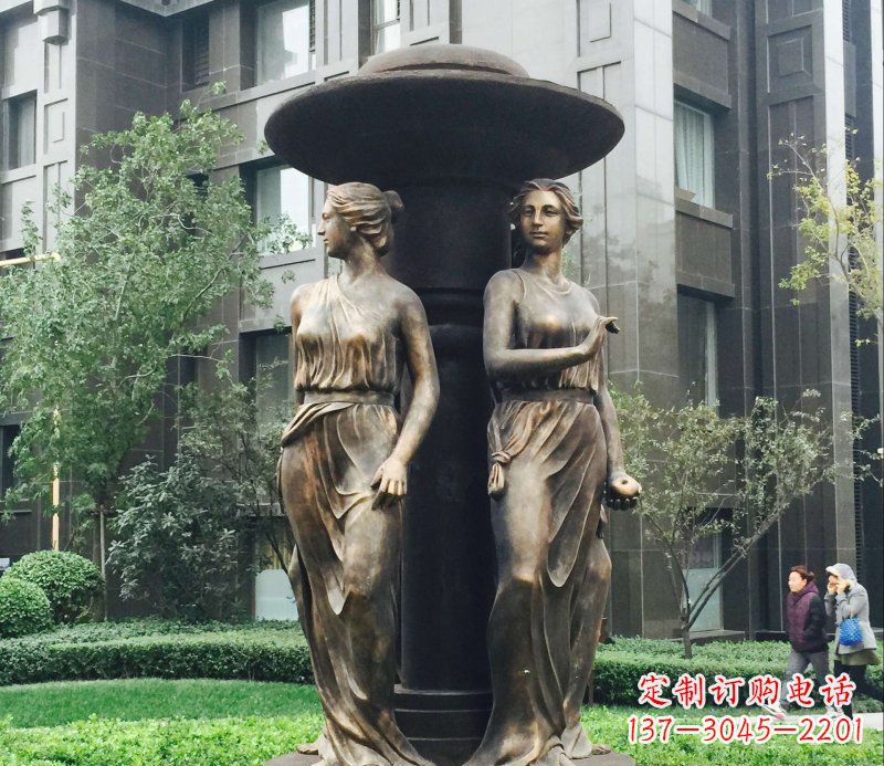 日照小区西方女人人物铜雕